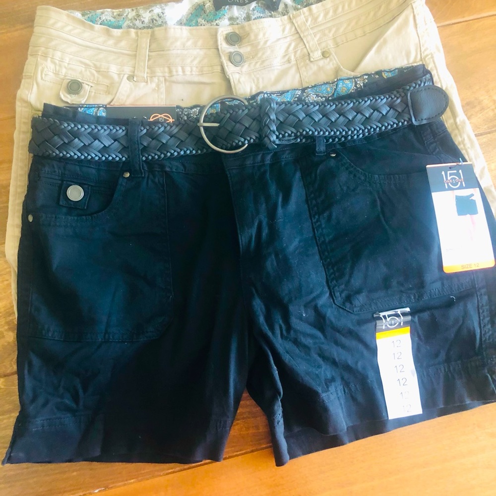 2 pair of Ladies Shorts.